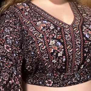 cropped long sleeve american eagle blouse (S)